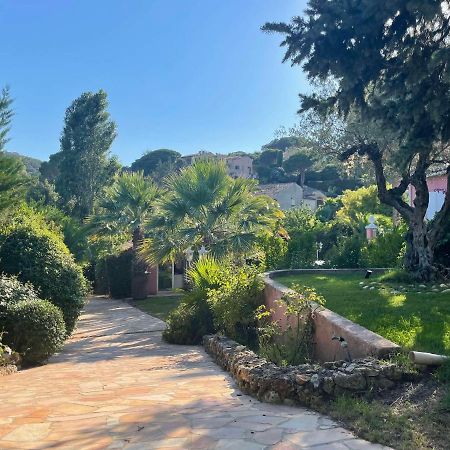 Fantastic Pool Villa 900M To The Beach; With Extravagant Big Garden Сент-Максим Экстерьер фото